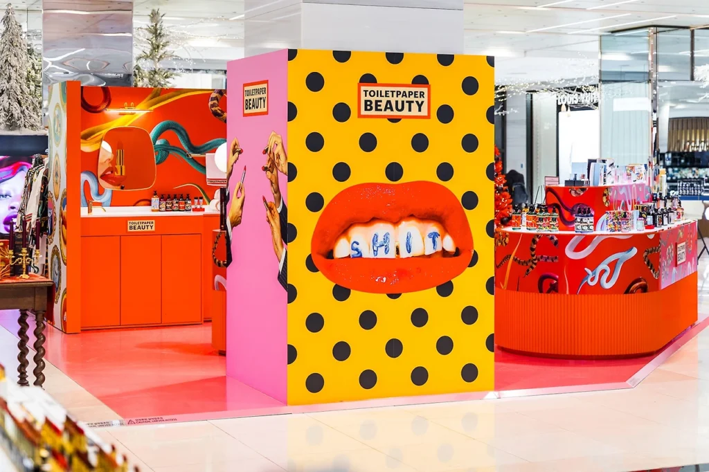 토일렛페이퍼뷰티 팝업 전경